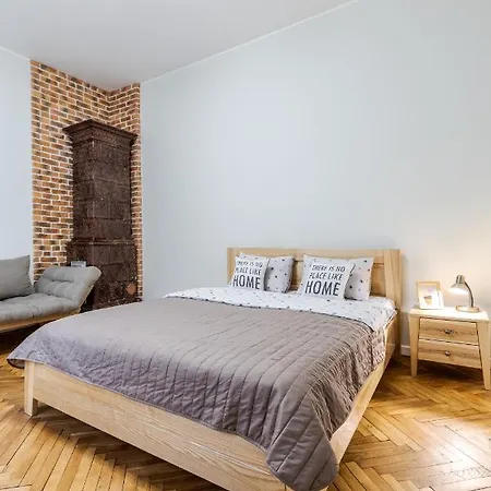 Inshiapartments On Teodora Square * Lviv