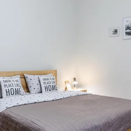 Inshiapartments On Teodora Square Apartman *