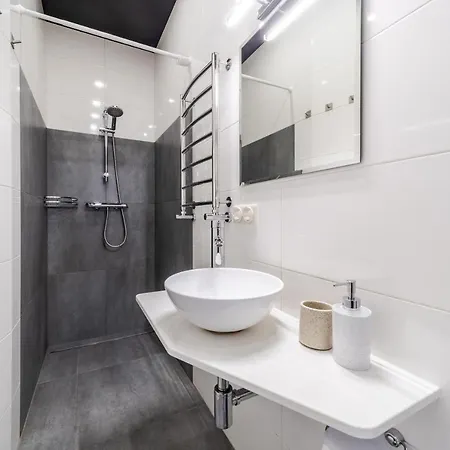 아파트 Inshiapartments On Teodora Square 리비프