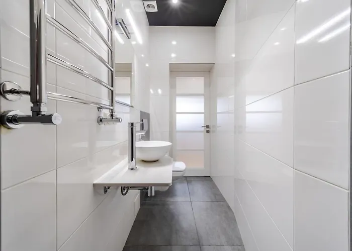 アパート Inshiapartments On Teodora Square リヴィウ