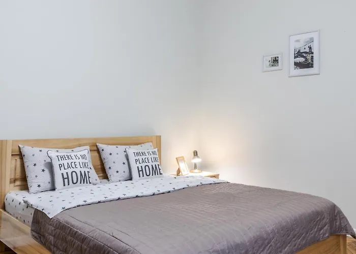 Inshiapartments On Teodora Square شقة *