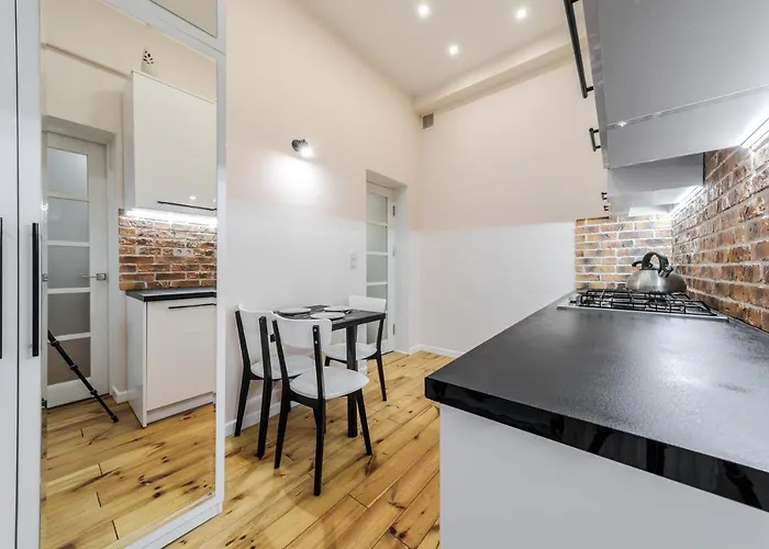 Inshiapartments On Teodora Square *