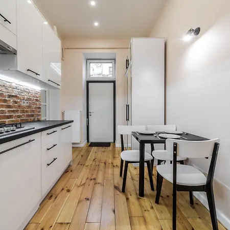 Daire Inshiapartments On Teodora Square Lviv
